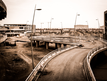 Abu_Dhabi_Yas_Island_Dead_end