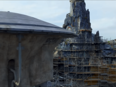 Disney Star Wars Theme Park Construction