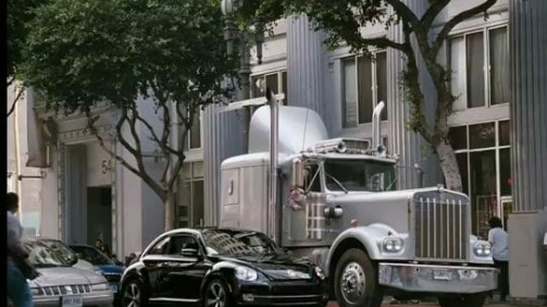 Volkswagen Highfive Beetle